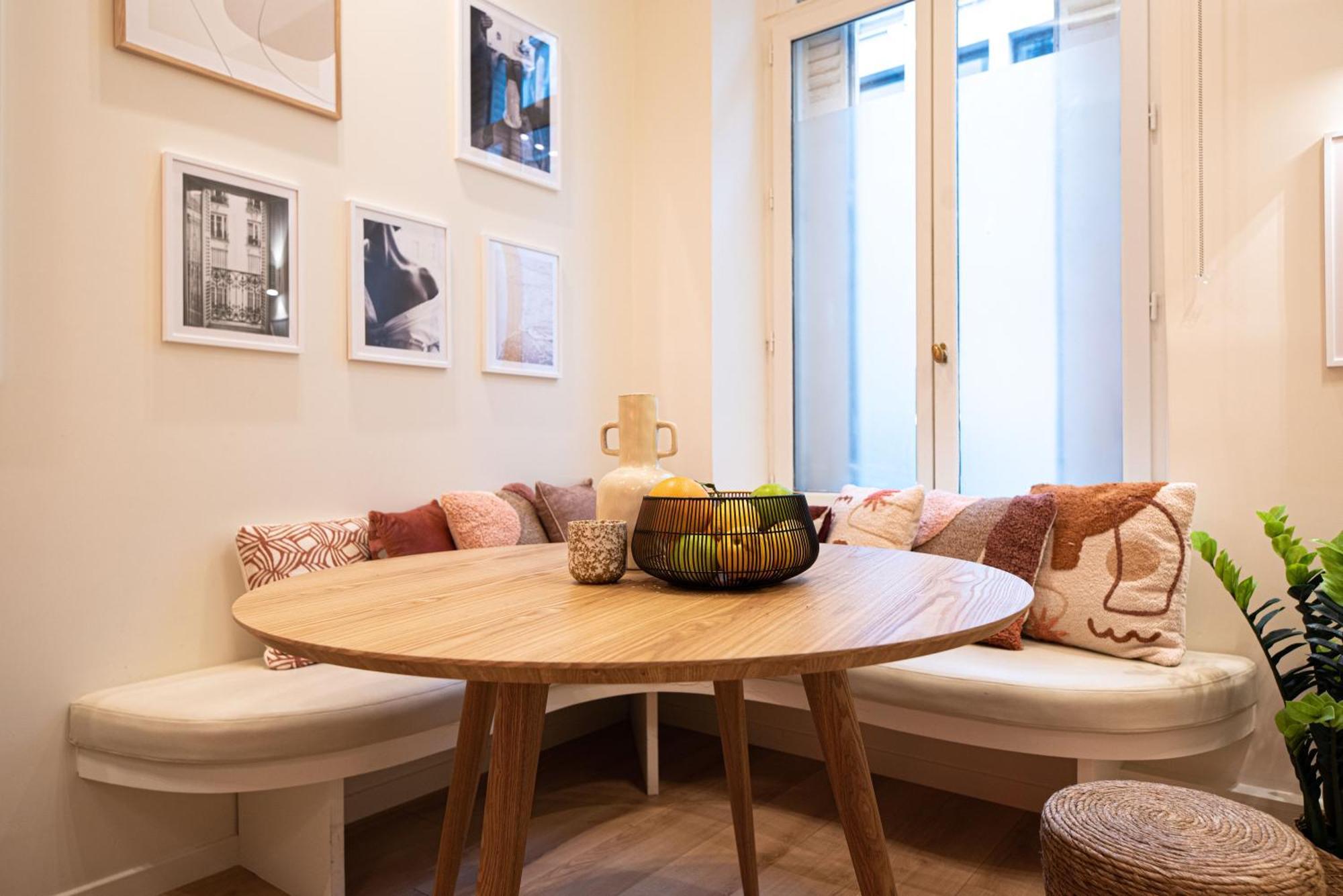Appartement Amazing Flat In Champs Elysees. *