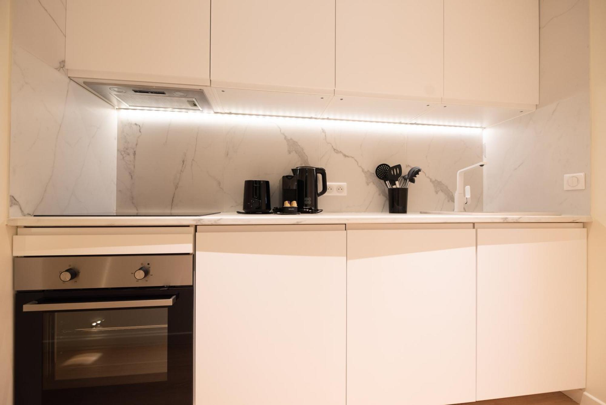 Amazing Flat In Champs Elysees. Appartement